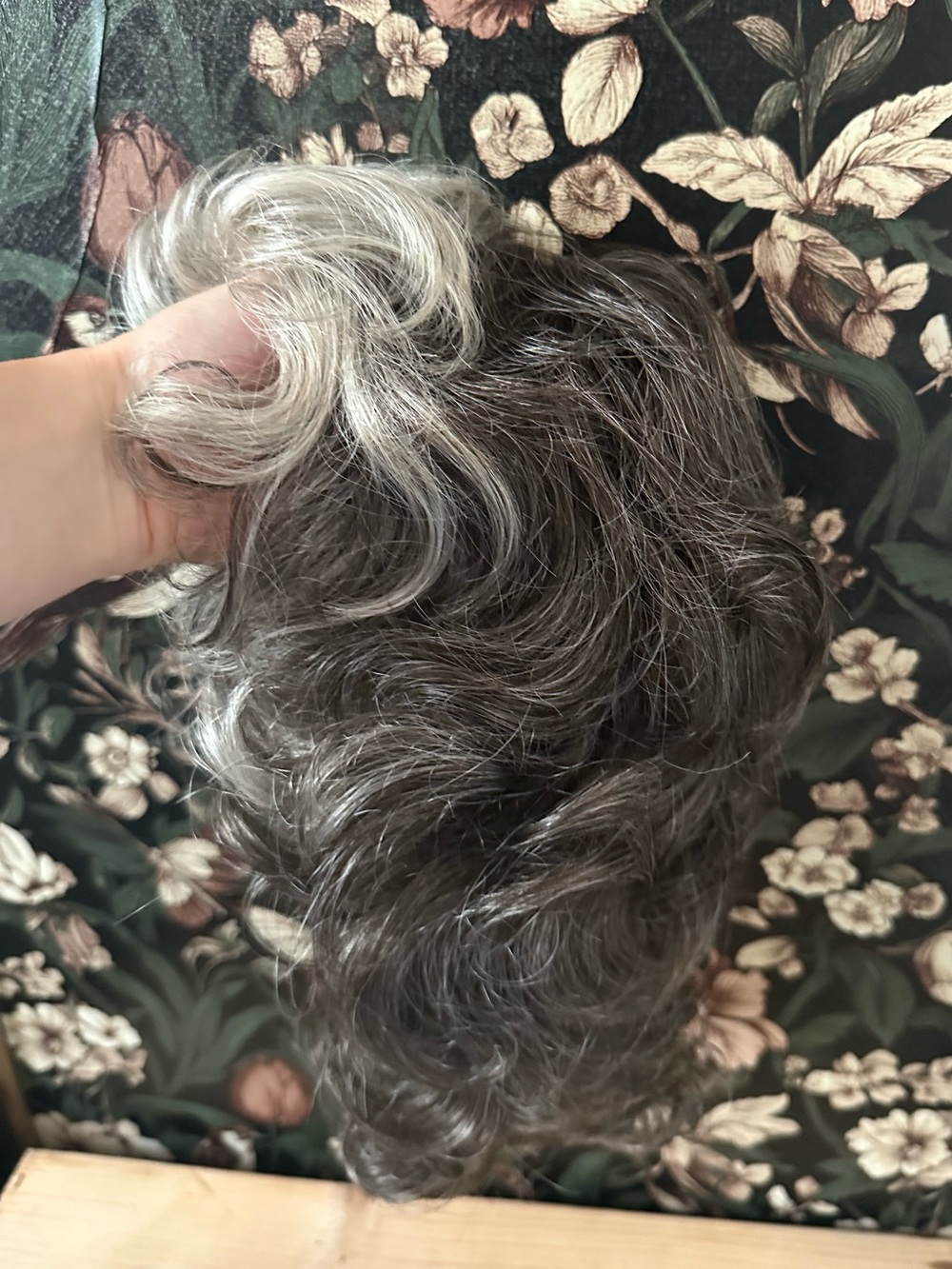 The Wig Company Fashion Club Designs Style American Beauty Average Wig